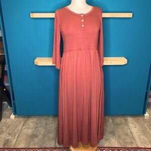 Dwelling local to Vancouver brand dress